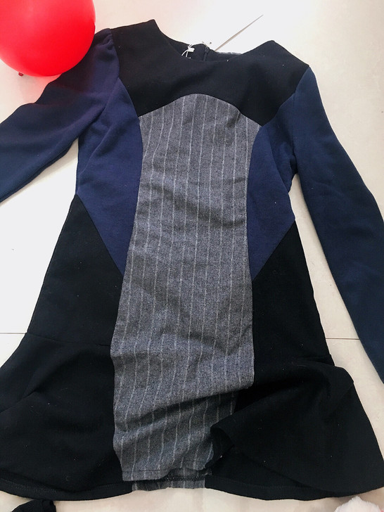 连衣裙全新.喜欢可以入手.