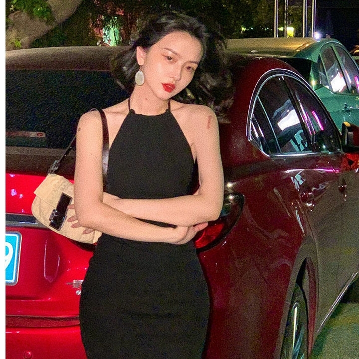 酒午自制港风复古2021女夏新款大露背性感...