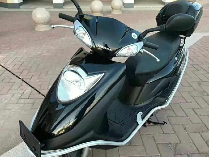 二手摩托车,踏板车,女装车正品新大洲本田D...