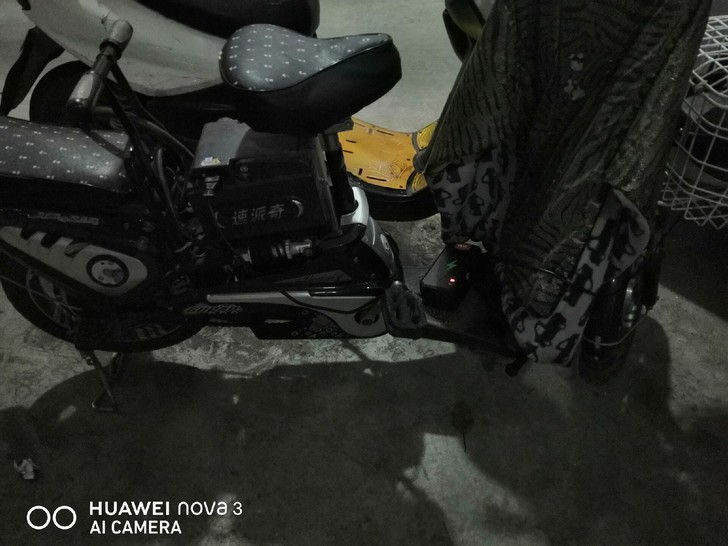 速派奇电动车48v12a,几乎全新,放家里...