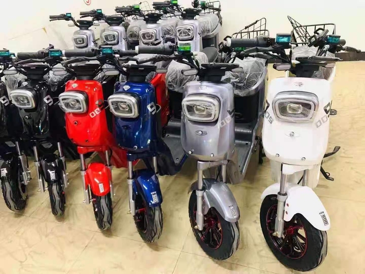 厂家直销！全新电动车。