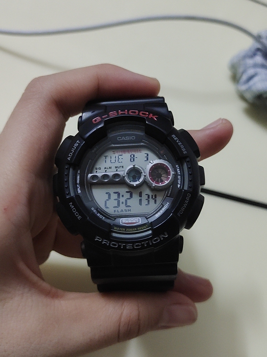 卡西欧G-shock gd-100