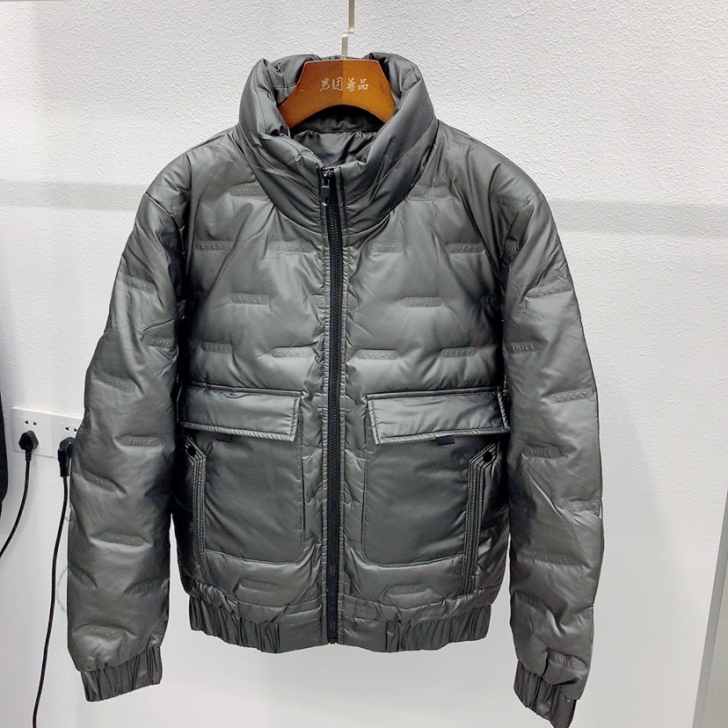 反季捡漏:皮面羽绒服男冬季新款加厚亮面短款...