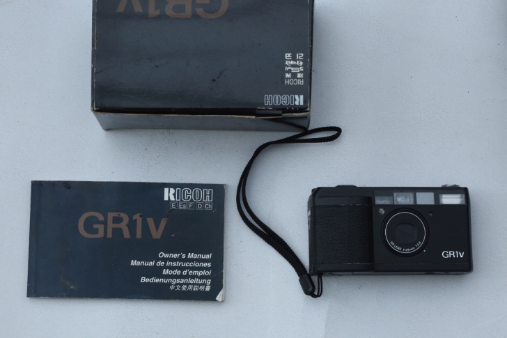 理光 gr1v