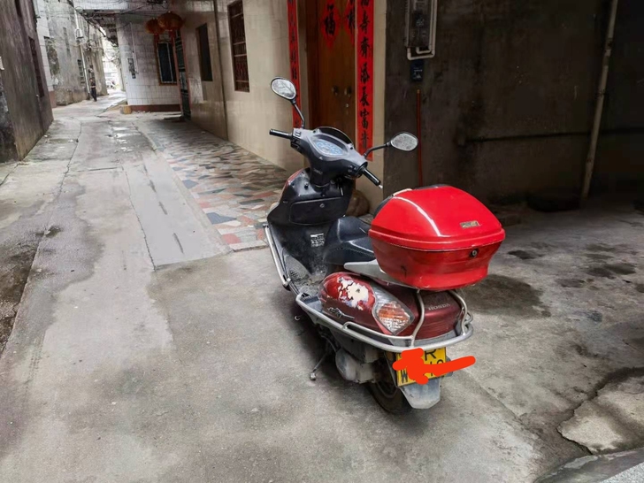 新大洲本田摩托车,车在广西桂平!本地自提,...