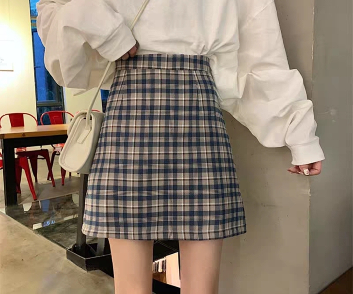 半身裙短裙A字裙，蓝色格子短裙，s码，适合...