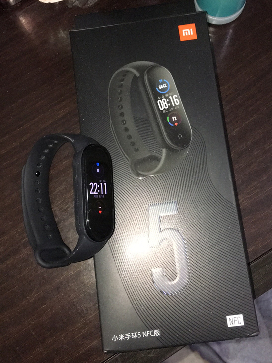 小米手环5NFC，95新，买了送彩色表带和...