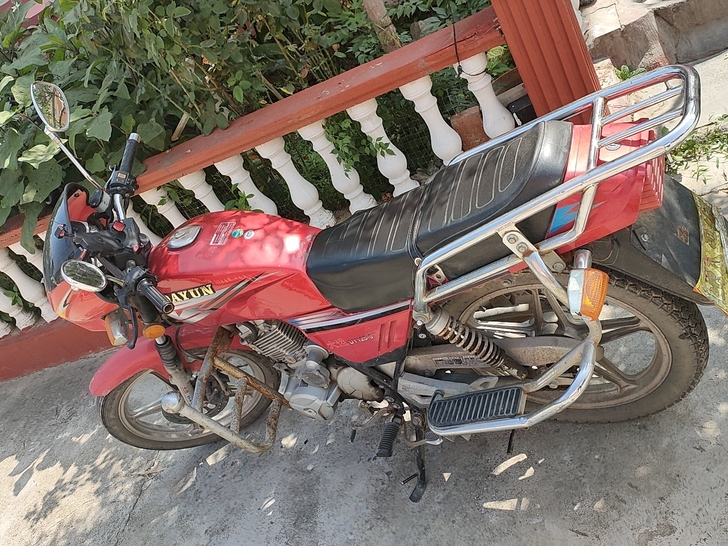 大运125摩托车，各性能良好，便宜出手，价...