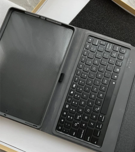 ipad2019壳➕wiwu蓝牙键盘 顺丰...