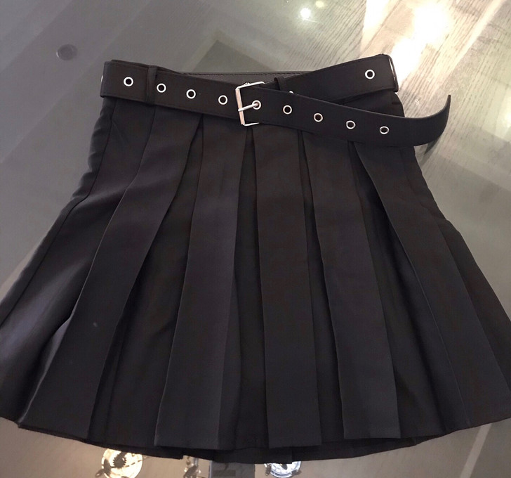 ins百褶裙学生裙黑色百褶裙 腰带百褶裙