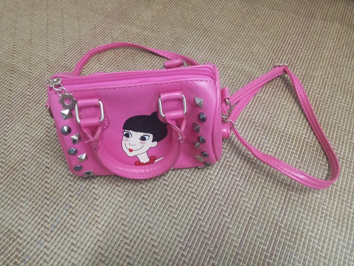 时尚真皮女款背包，手提包，钱包，小包，钥匙...