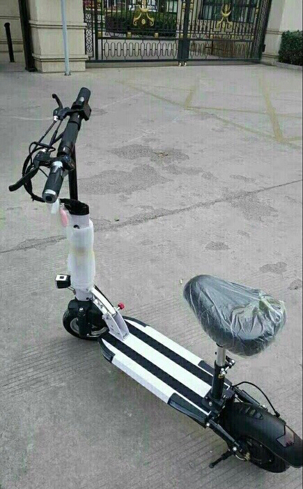 希洛普阿尔郎48伏电动车，原价2800，不...