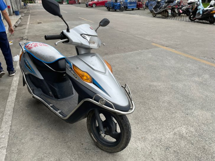 五羊本田净原电动车