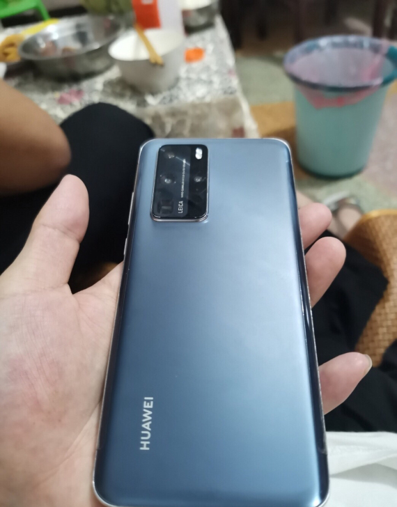 华为p40pro亮黑色8+256