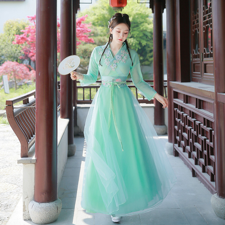 古装汉服女中国风魏晋超仙仙气中国古风仙女交...