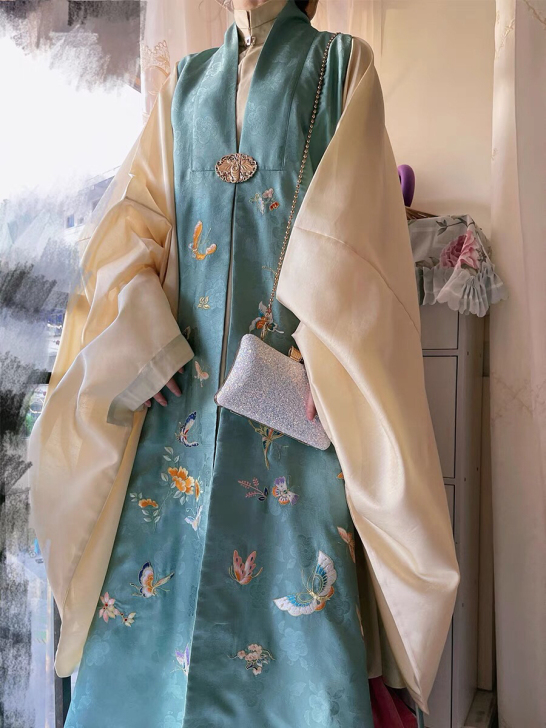 鸾羽家 福蝶比甲 明制汉服 汉元素 秋冬 ...
