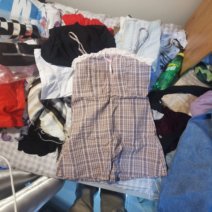 超可爱的吊带裙