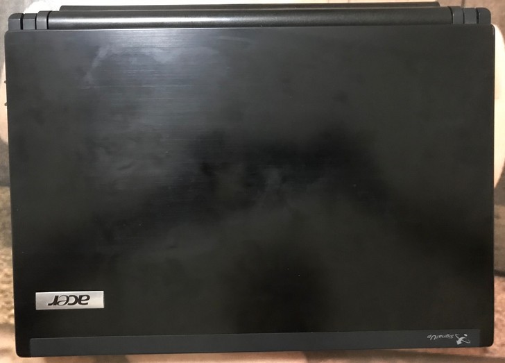 自用acer 13 寸笔记本电脑，可运行三...
