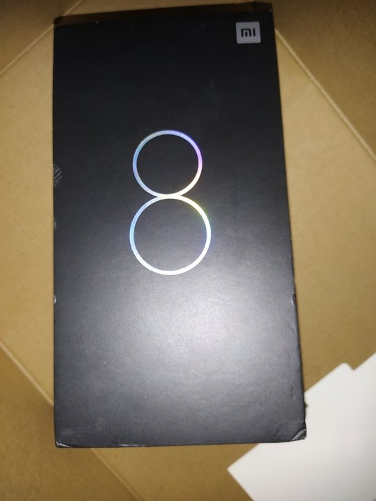 自用小米8后指纹版6+64，后壳碎，屏幕总...
