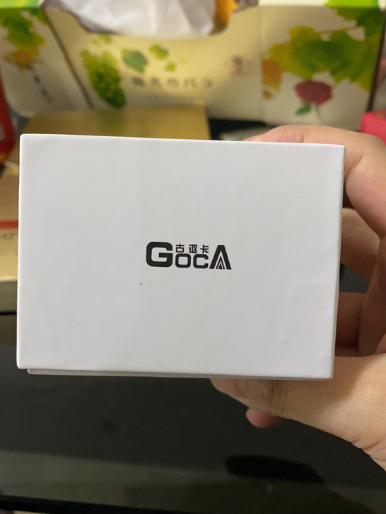 中奖得的全新古讴卡儿童手表，蓝色款，有赠送...