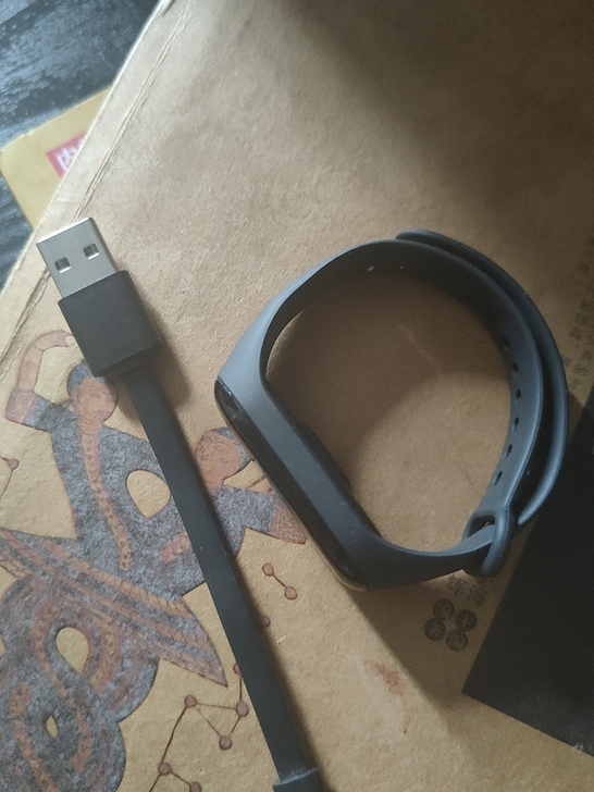 小米手环,特别好用,直接棒棒哒