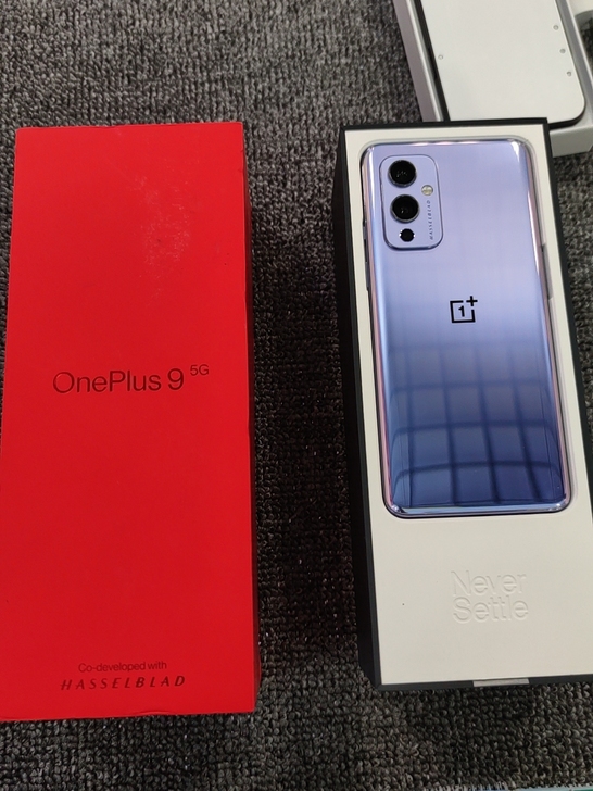 一加9 12+256G 紫翼成色9成新 屏...