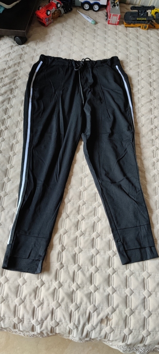 运动裤,面料很舒服很柔软