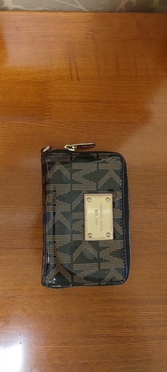 Mk钱包，朋友德国背回，新旧如图