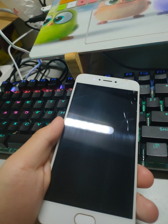 魅族pro6，4G+32G。全网通。账号密...