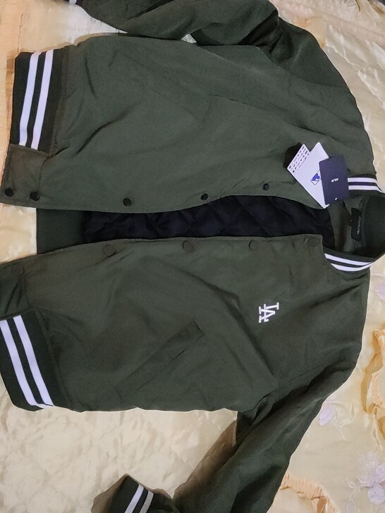 LA棒球棉服夹克，全新，吊牌还在，xl码，...
