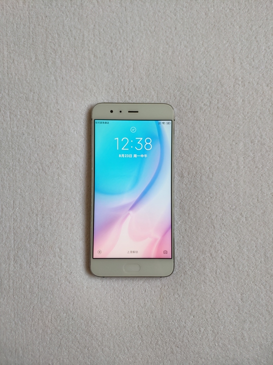 小米6，白色，6+64，功能全好，低价出售。