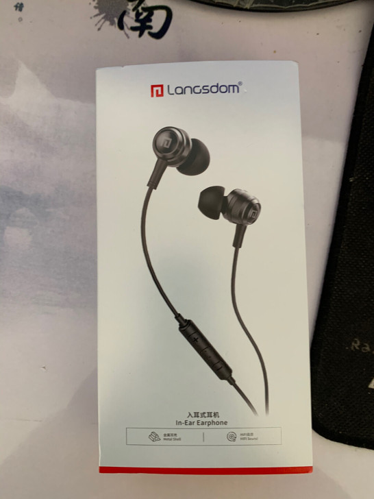 兰士顿入耳式耳机,石墨烯振膜,hifi音质...