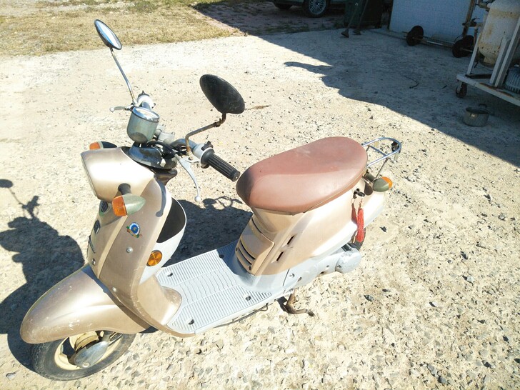 新大洲本田罗马假日摩托车，成色如图，好骑！