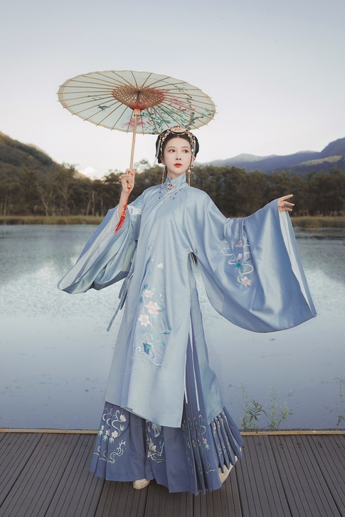 汉服正的明制全套90