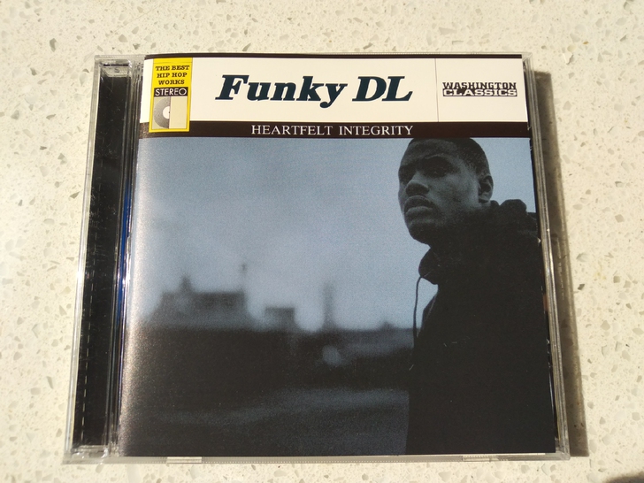 Funky DL ##amp；lrm；##...