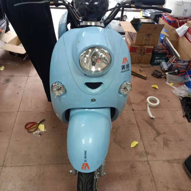 出二手小绵羊电动车，大牛，雅迪爱玛电动车，...