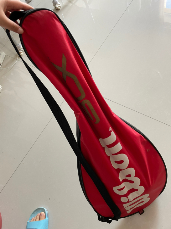 大学网球选修课买的，然后就没啥用了，网球拍...