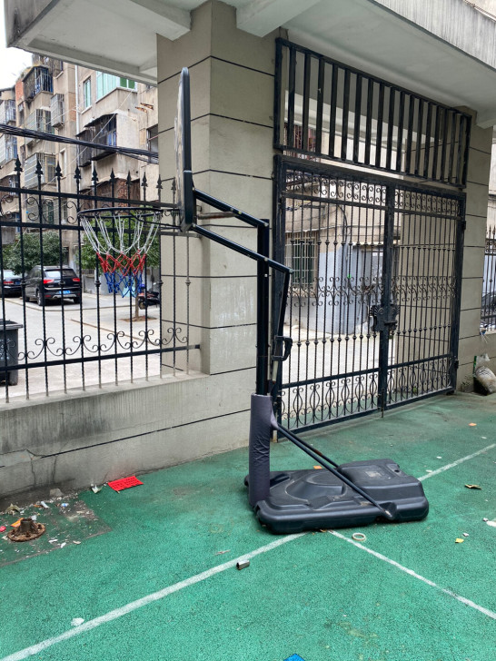 户外篮球架,400一个,篮板尺寸110*7...