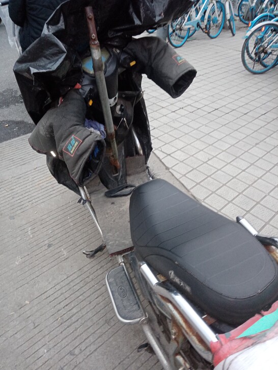 本人上下班代步车，正常使用，新大洲60伏2...