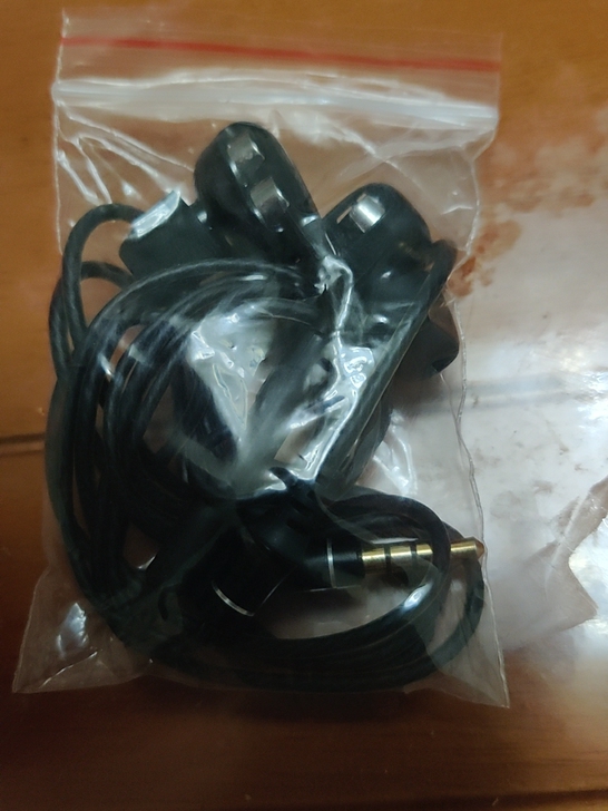 兰士顿有线耳机，D4C 4动圈耳机，功能正...