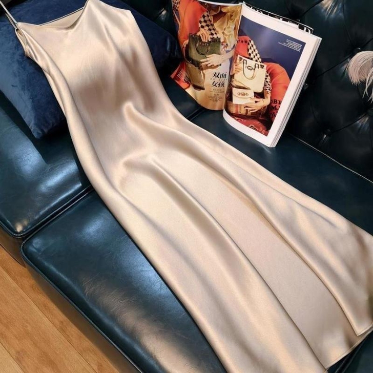 全新 【杭州精品】大码女装纯色连衣裙202...