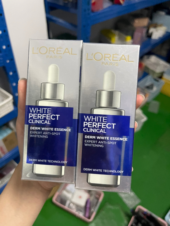 欧莱雅淡斑美白精华30ml小白瓶光子瓶