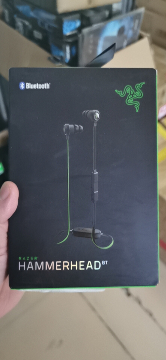 雷蛇 战锤狂鲨BT耳机