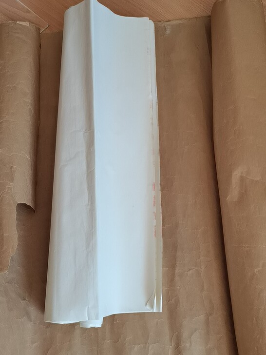 宣纸撒金七张。宽67 长132cm,本地...