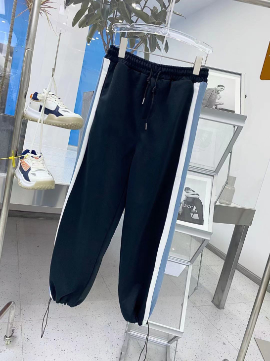 拼条两穿运动休闲裤 松紧腰 中码 仅试穿 ...