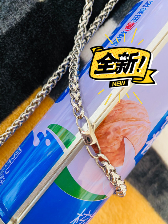 首饰店不干了,全新龙骨链特价出售,看好直接...