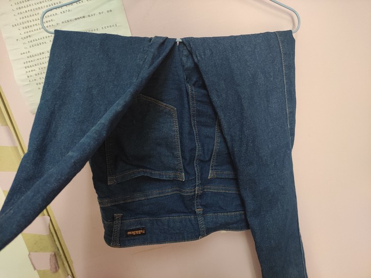 【可赠送】pull bear蓝色修身小脚裤...