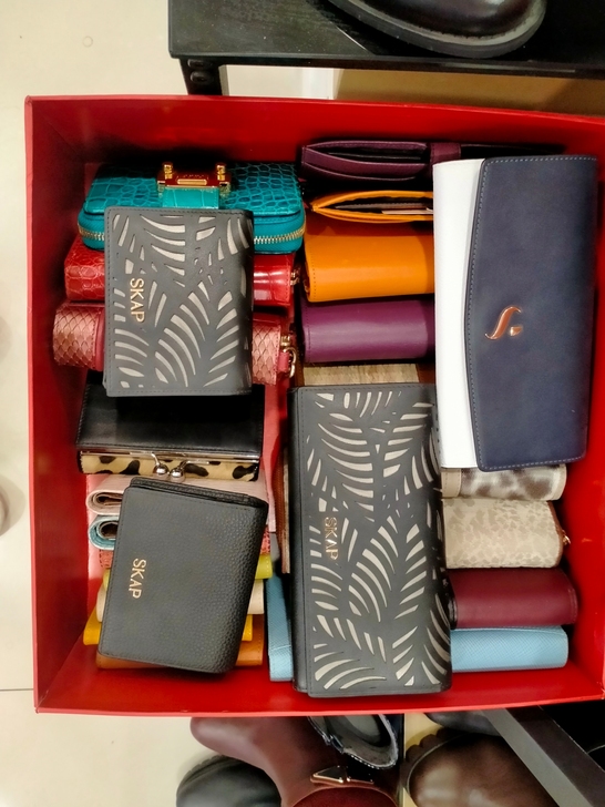 圣伽步男士女士钱夹，150到300元全新 ...