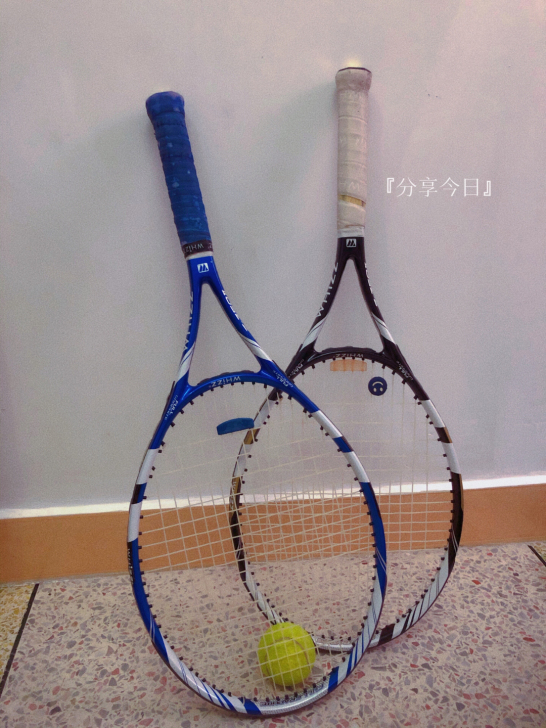 闲置出4支网球球拍，适合新手，几乎全新，手...
