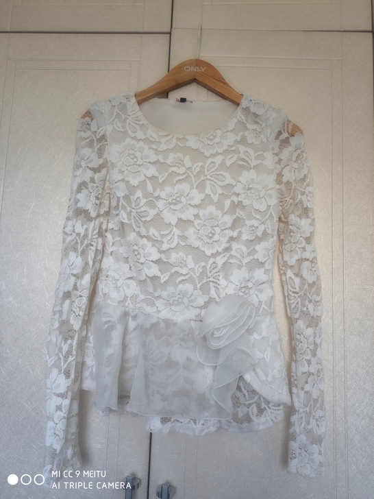春秋蕾丝衫女 白色，尺码：m码，新旧程度 ...